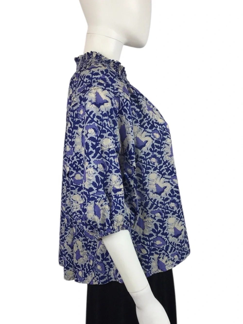 Free Peo­ple Blue & Grey Floral Blouse Relaxed Flowy
